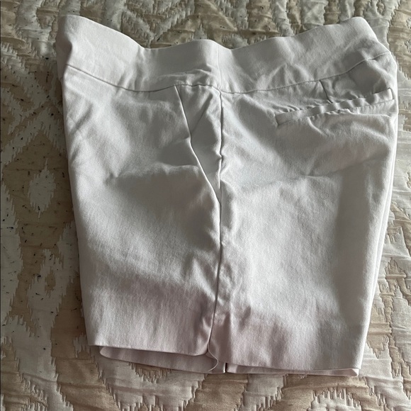 New York & Company High Waist Cream Shorts - Picture 4 of 5
